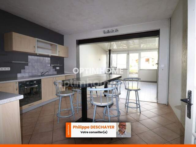 MAISON DE CENTRE VILLE DE 134 M²  - 4 CHAMBRES - Garage - Jardin 160 m²- LE DORAT - 87210 — photo du bien