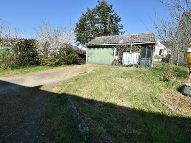 TERRAIN CONSTRUCTIBLE CENTRE ST MARS LA JAILLE — photo du bien