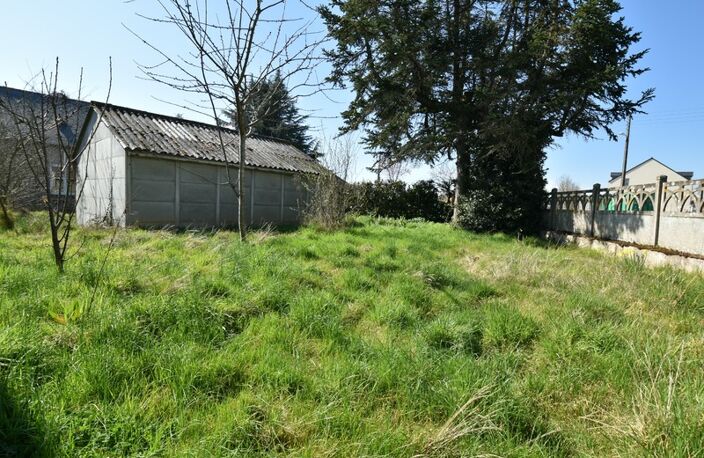 TERRAIN CONSTRUCTIBLE CENTRE ST MARS LA JAILLE — photo 2