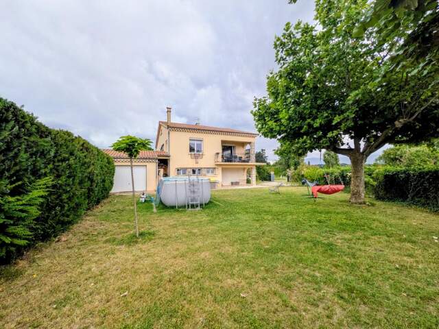 Belle maison À Vendre — photo du bien