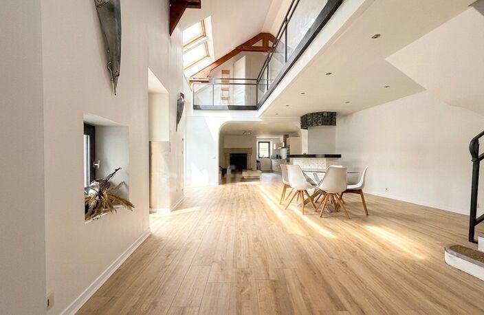 🏡 BAZEMONT 78–Propriété familiale 236 m²| 5 chambres dont 2 suites| Piscine|Véranda 30 m²|Terrain arboré 1 350 m² | Double accès — photo 3
