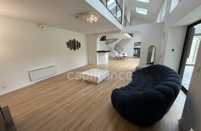 🏡 BAZEMONT 78–Propriété familiale 236 m²| 5 chambres dont 2 suites| Piscine|Véranda 30 m²|Terrain arboré 1 350 m² | Double accès — photo 4