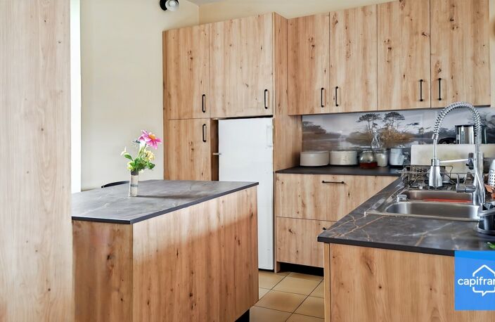 Maison de Caractère 7 pièces de 174 m2 — photo 3
