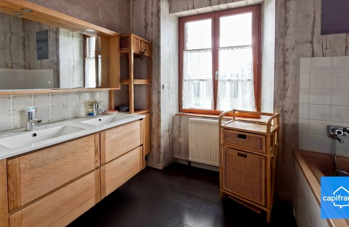 Maison de Caractère 7 pièces de 174 m2 — photo 4