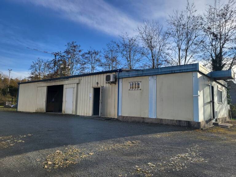 Entrepôt/bureau à vendre AIRVAULT (79) Terrain 1289 m² — photo 1