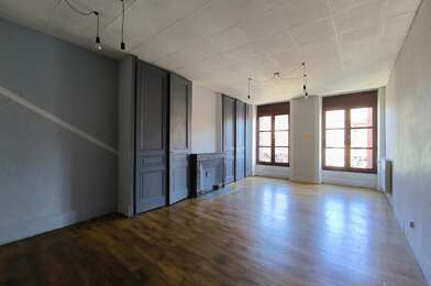 Appartement 4 pièces 668 €