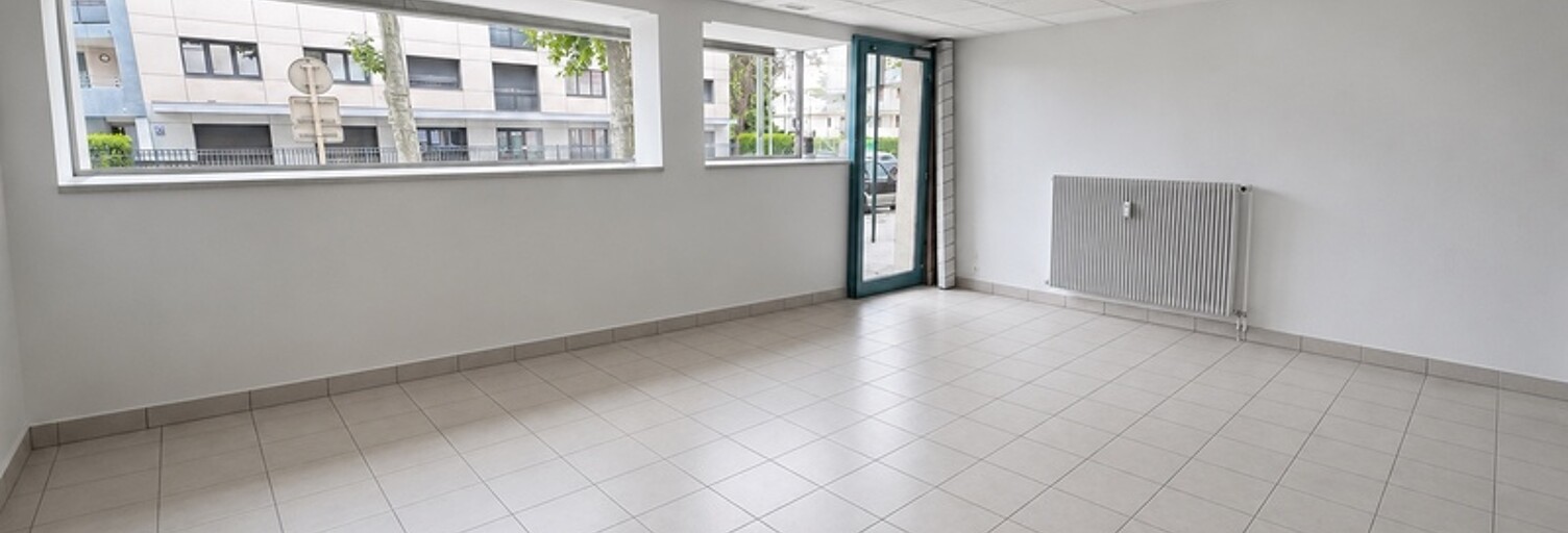 Commerce 4 Pièces 90 m² à vendre à Annecy (74000)