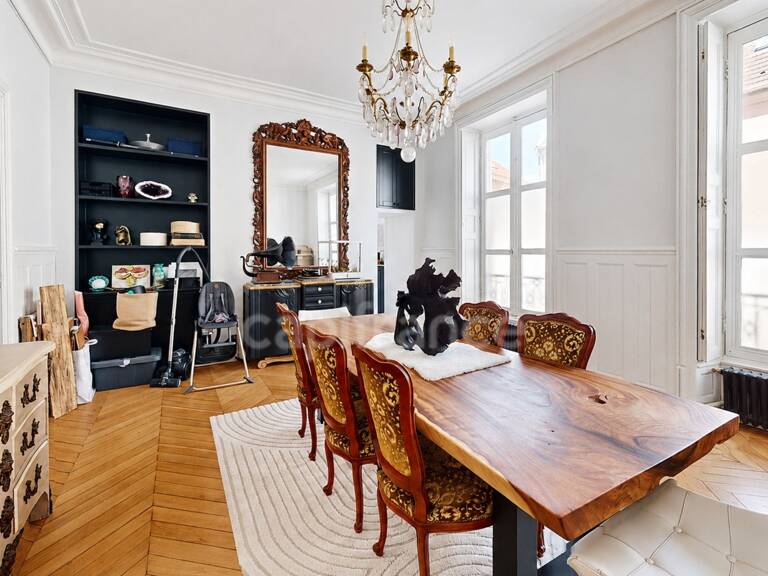 Appartement de caractère en centre-ville — photo 1
