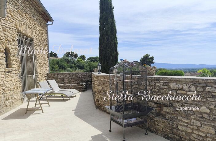 CHÂTEAUNEUF-DE-GADAGNE – PROPRIÉTÉ D’EXCEPTION AVEC GÎTES, PISCINE & VUE PANORAMIQUE (84) — photo 3