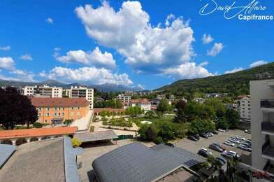 Appartement 4 pièces 215000 €