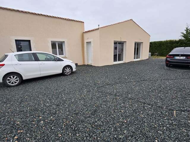 Maison à vendre 5 pièces SAINT MARTIN DE FRAIGNEAU (85) — photo du bien