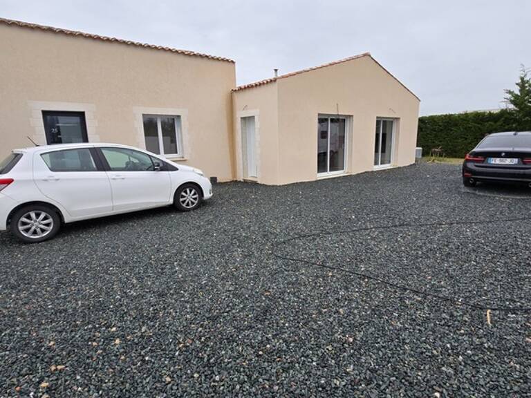 Maison à vendre 5 pièces SAINT MARTIN DE FRAIGNEAU (85) — photo 1