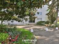 SAINTE FOY LES LYON - Bd de l'Europe- Appartement T3 de 68m² avec balcon, place de stationnement extérieure et cave — photo 2