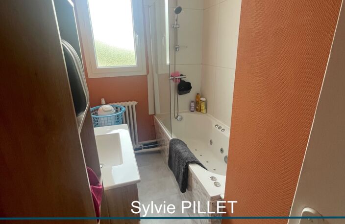 Maison 8 pièces - 4 Chambres à Luçon (85400) — photo 3