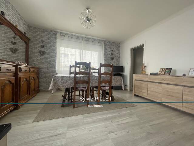 Maison 8 pièces - 4 Chambres à Luçon (85400) — photo du bien