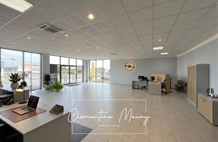 Murs commerciaux récent de 300 M² sur axe très passant (41100) — photo 3