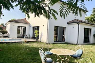 Maison 10 pièces 680000 €