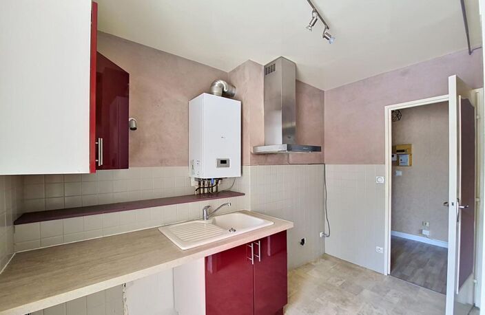 Appartement T3 avec balcon, cave et parking sous-sol — photo 2