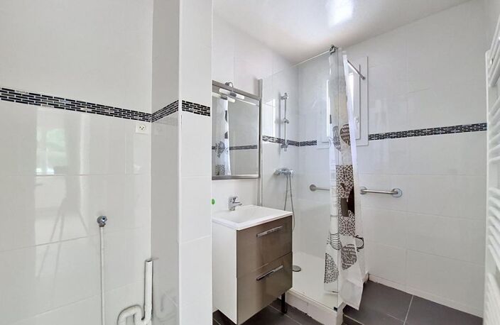 Appartement T3 avec balcon, cave et parking sous-sol — photo 5