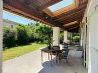 Châteaurenard, Grande villa avec avec garage, studio, piscine/pool house — photo 4