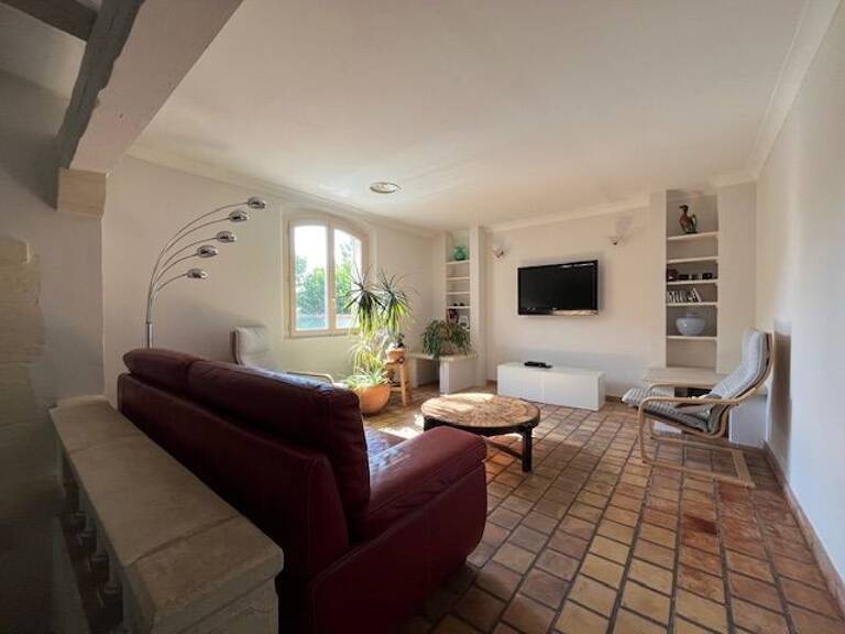 Châteaurenard, Grande villa avec avec garage, studio, piscine/pool house — photo 1
