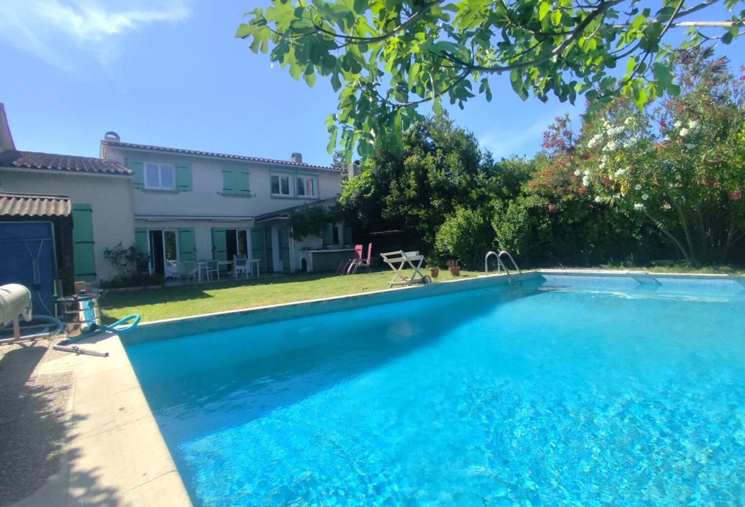 Villa 150m² 4 chambres + bureau - garage et piscine — photo 1