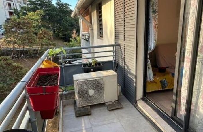 ORPI SAINT DENIS - APPARTEMENT T1 BIS BELLEPIERRE — photo 5