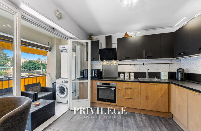 Exclusivité -- Appartement 3 pièces avec balcon, parking et c — photo 2