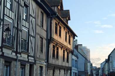 Appartement 2 pièces 720 €