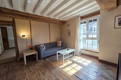 Appartement 2 pièces 715 €