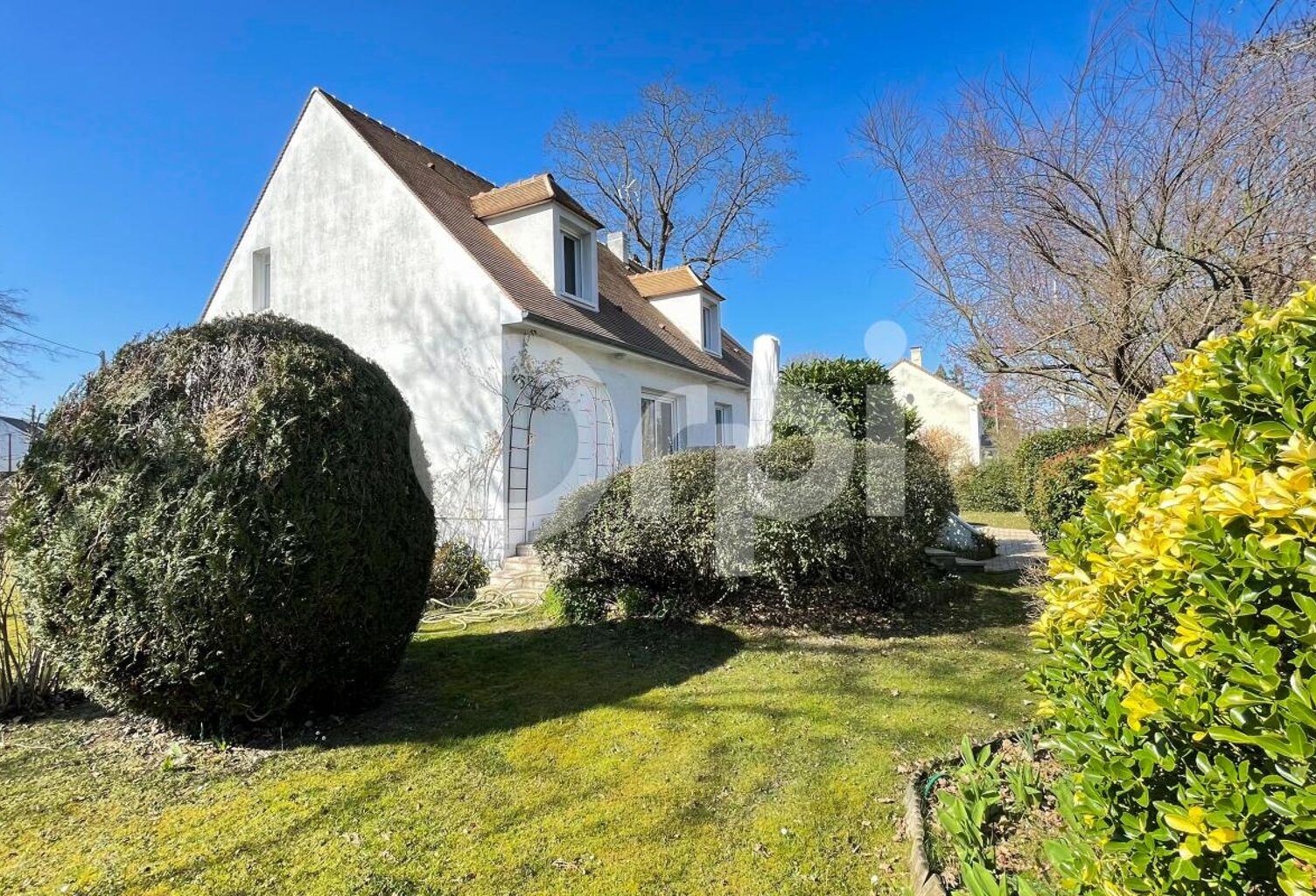 Maison de 7 pièces  152 m² , 251m² utile  avec possibilité À Vendre sur Verneuil/seine — photo 1