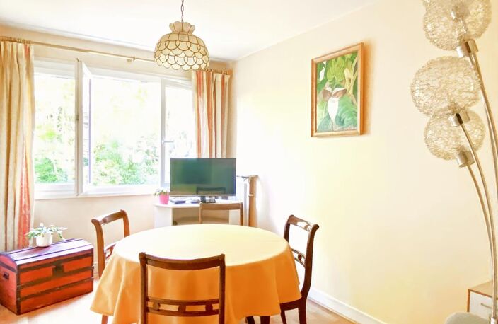 Beau 4 pièces de 79m² avec balcon de 6m², parking sous-sol et cave — photo 4