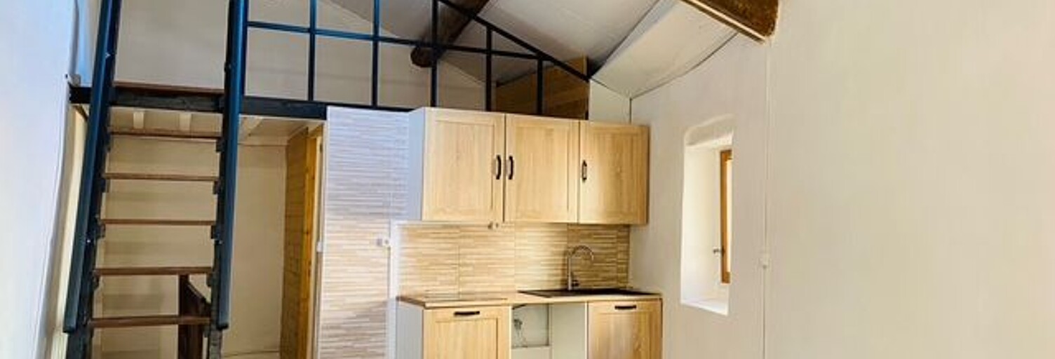 Maison 3 Pièces 44 m² à louer à Grambois (84240)
