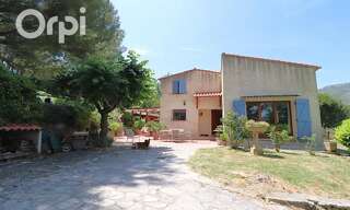 Maison 5 Pièces 153 m² à vendre à Roquevaire (13360)