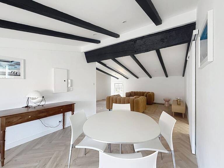 Appartement À Vendre — photo 1