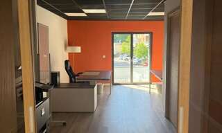 Commerce  70 m² à louer à Cruseilles (74350)