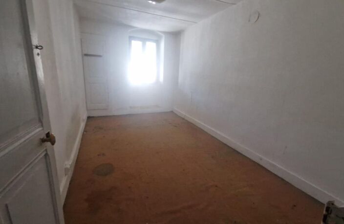 Rumilly Centre-Ville – Appartement à vendre - Fort Potentiel pour Investisseurs ou Amateurs de Rénovation — photo 3