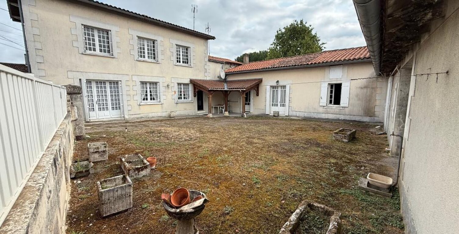 Ancienne propriété viticole 15 min de Cognac, Pons et Jonzac — photo 1