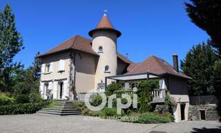 Maison 7 Pièces 305 m² à vendre à Châteaugay (63119)