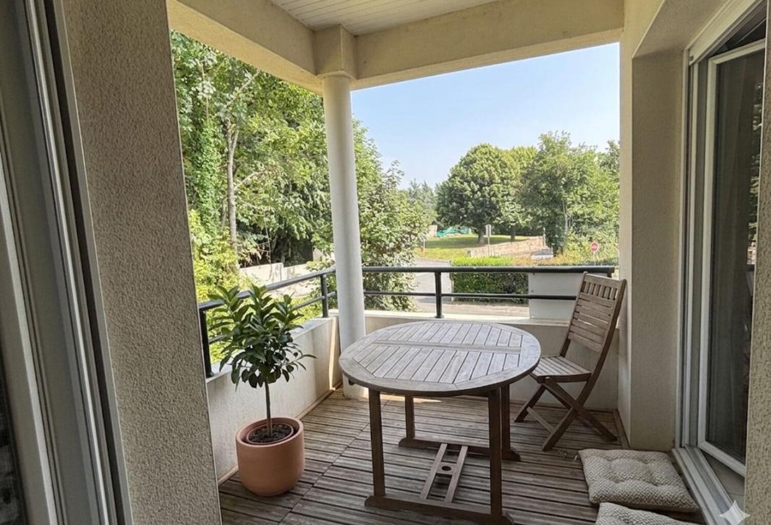 Appartement À Vendre — photo 1