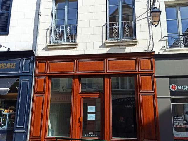 IMMEUBLE  à vendre  dans le centre-ville de St Aignan sur Cher — photo du bien