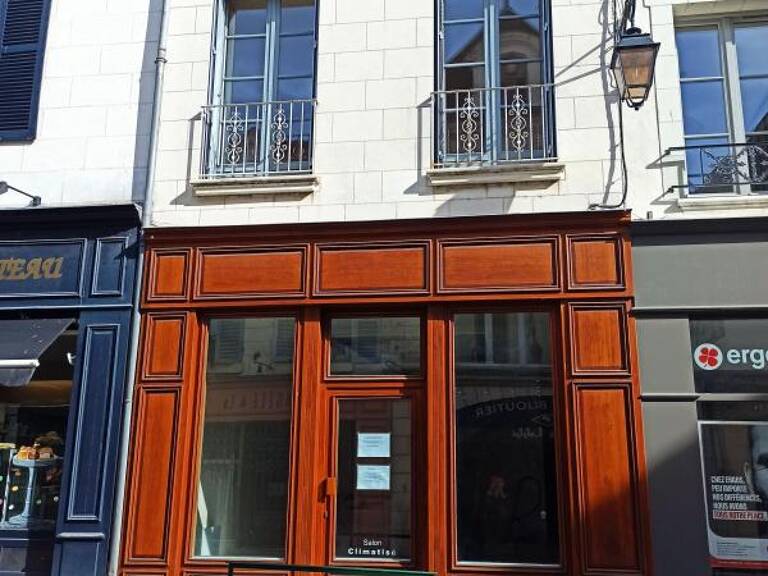 IMMEUBLE  à vendre  dans le centre-ville de St Aignan sur Cher — photo 1