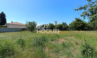 Terrain  750 m² à vendre à Saint-Étienne-le-Molard (42130)
