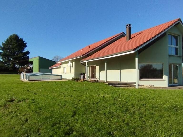 Maison avec piscine et hangar à la campagne — photo 1
