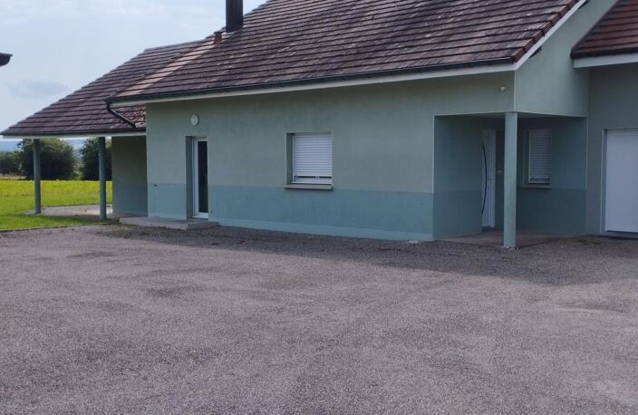Maison avec piscine et hangar à la campagne — photo 2