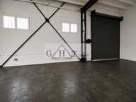 ENTREPOT DE 250 M² + 150 M² EXTERIEUR A LOUER - FONTENAY TRESIGNY — photo 4