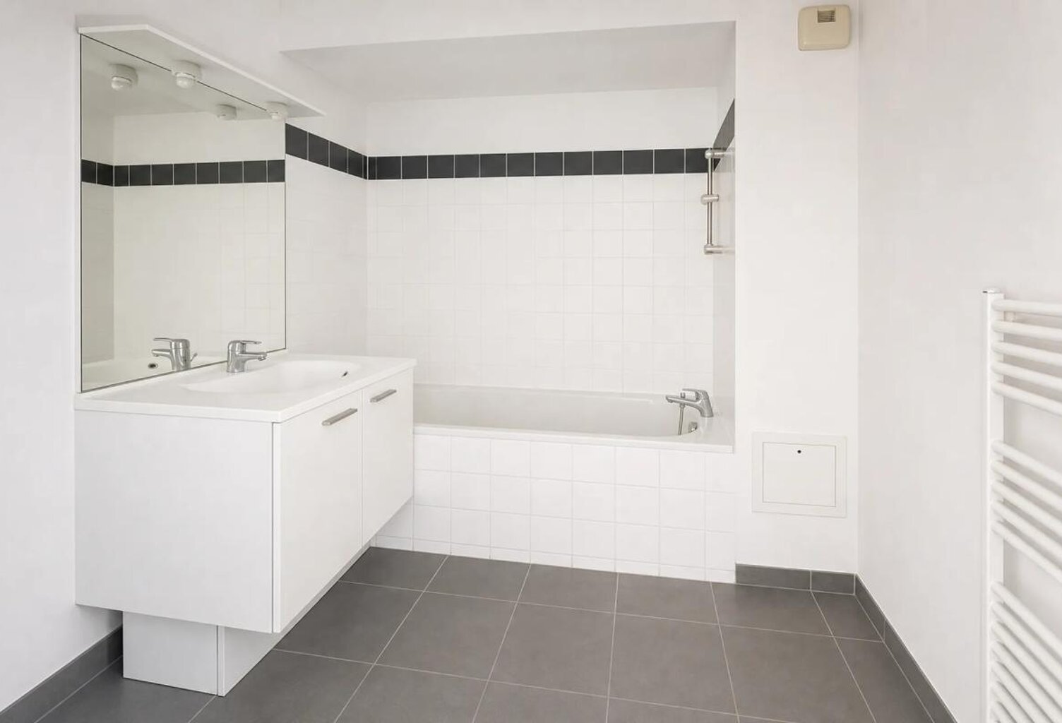Appartement 3 pièces 70 m², balcon, double parking — photo 1