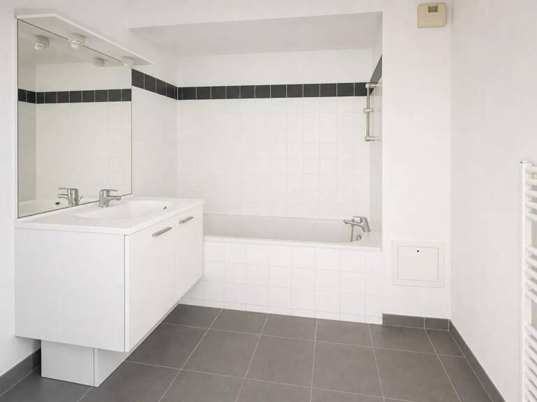 Appartement 3 pièces 70 m², balcon, double parking — photo 1