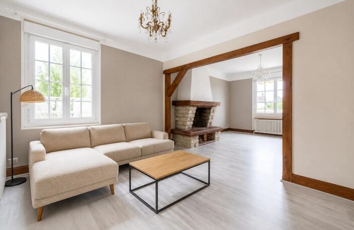 Maison familiale 5 pièces avec jardin à La Couture-Boussey — photo 2