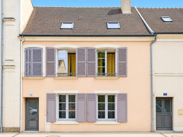 Maison de 7 pièces de 209 m² à Nogent-le-Rotrou — photo 1